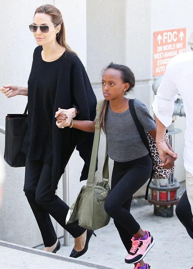 Akankah Jolie mengindahkan permohonan ibu kandung Zahara? © dailymail.co.uk