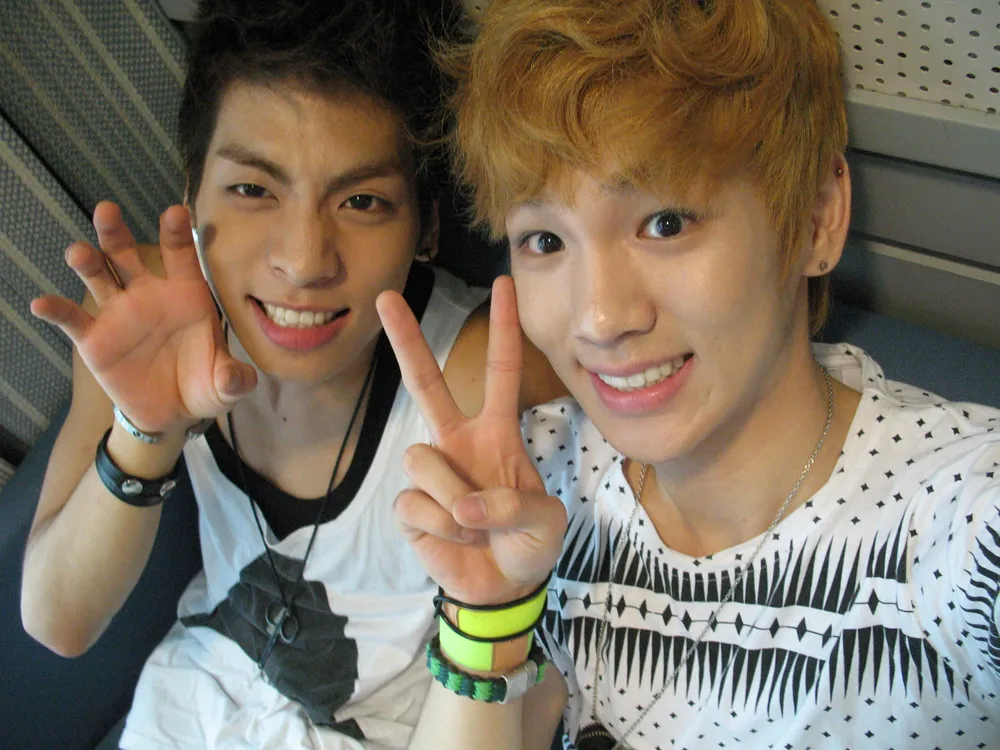 Kenangan indah Jonghyun dan Key  © SM Entertainment