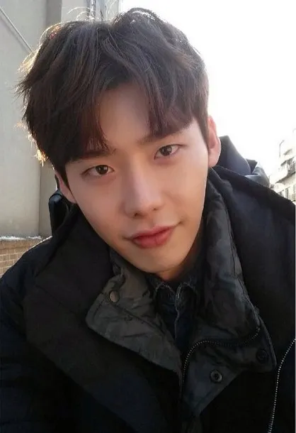 Jongsuk bilang tidak bisa tidur © instagram.com/jongsuk0206