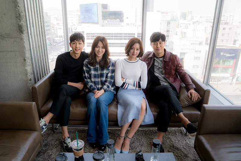 Song Hye Gyo merasa Song Joong Ki lebih lemah darinya. ©couch-kimchi.com