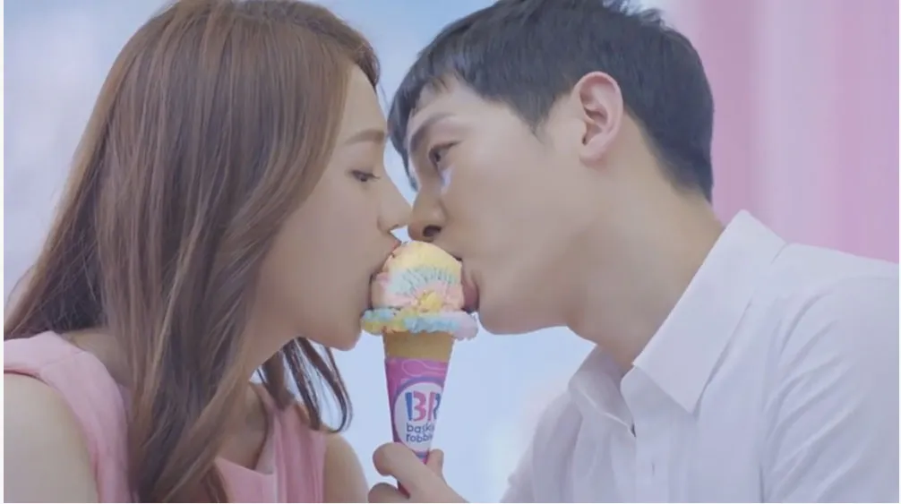Song Joong Ki iklan Basckin Robin ©allkpop.com