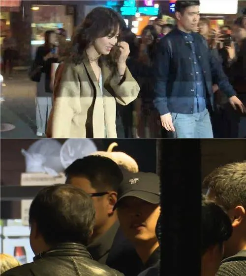 Song Hye Gyo dan Song Joong Ki saat makan malam bersama kru Descendants of The Sun. ©allkpop.com