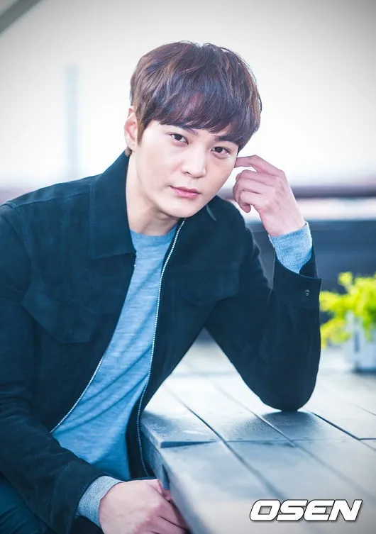 Joo Won kabarnya akan berangkan wamil tahun 2016. © OSEN