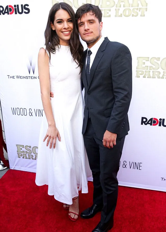 Josh Hutcherson resmi berpacaran dengan Claudia Traisac © Daily Mail