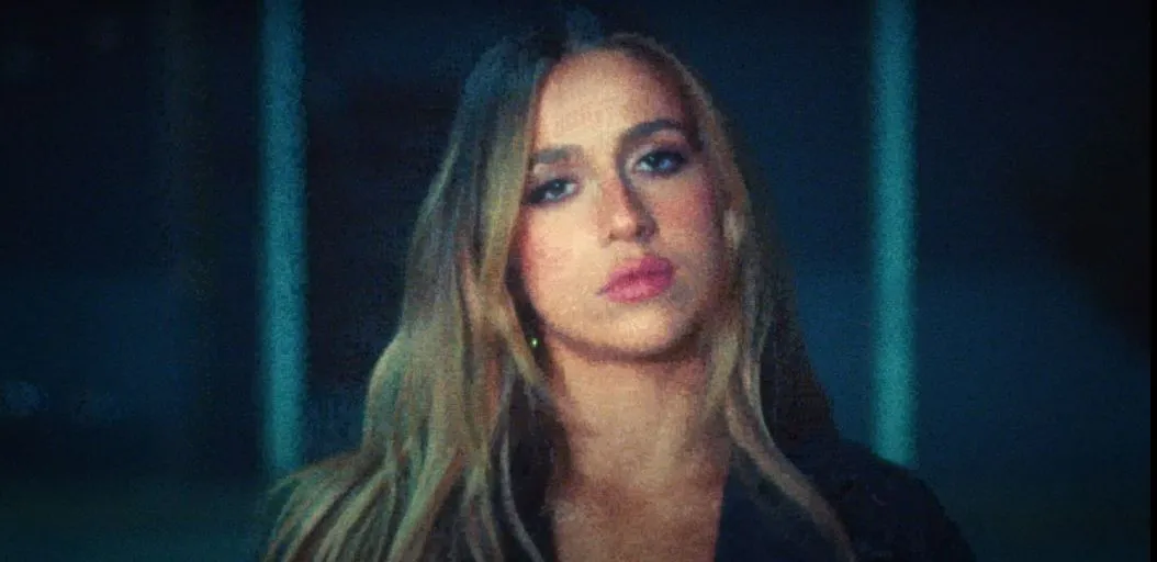 Tate McRae - stay done