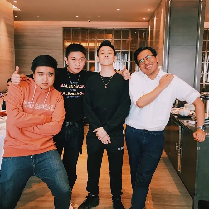 Joshua Suherman meet up bareng Roy CDC dan Rich Brian (Credit: instagram.com/jojosuherman)