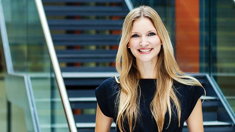 Phillipa Coan, calon istri Jude Law © Leeds University Business School