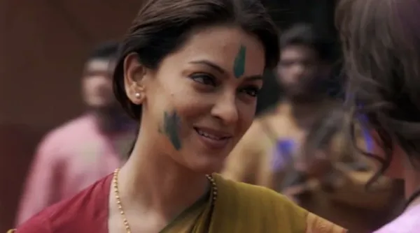 Usai memerankan tokoh antagonis dalam 'GULAAB GANG', Juhi Chawla mengaku ketagihan @indianexpress.com