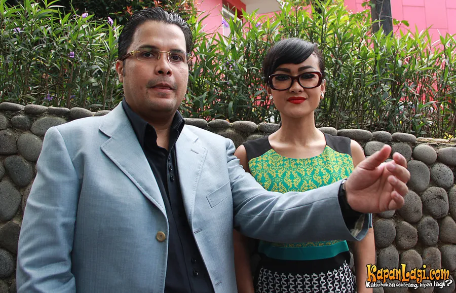 Jupe dan pengacaranya, Malik Bawazier hari ini mendatangi Komisi Yudisial. @KapanLagi.com