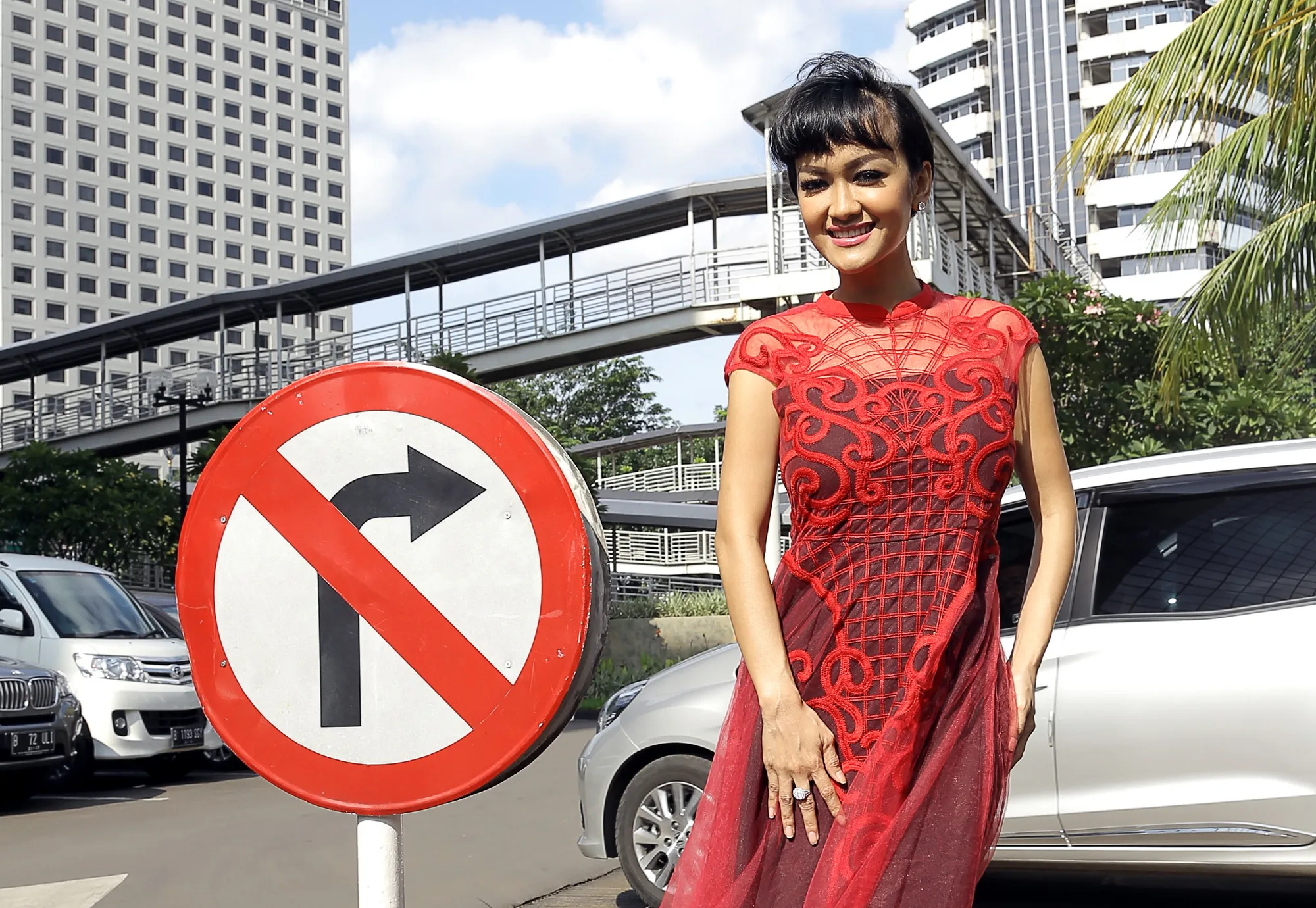 Jupe memperkenalkan goyangan barunya, Gocek © KapanLagi.com®/Agus Apriyanto