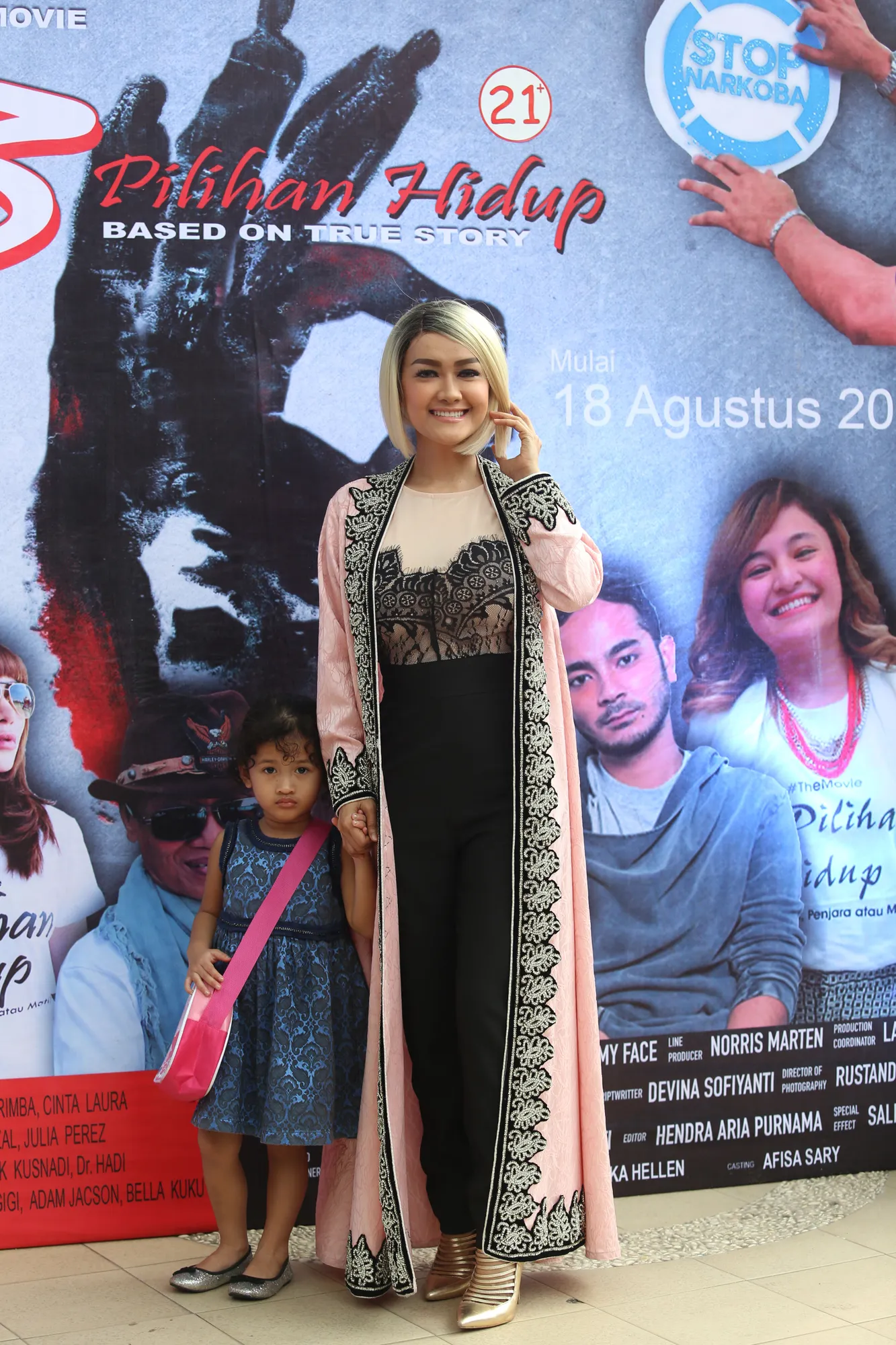 Julia Perez setuju bintangi film 3 PILIHAN HIDUP karena ayahnya. ©KapanLagi.com/Budy Santoso
