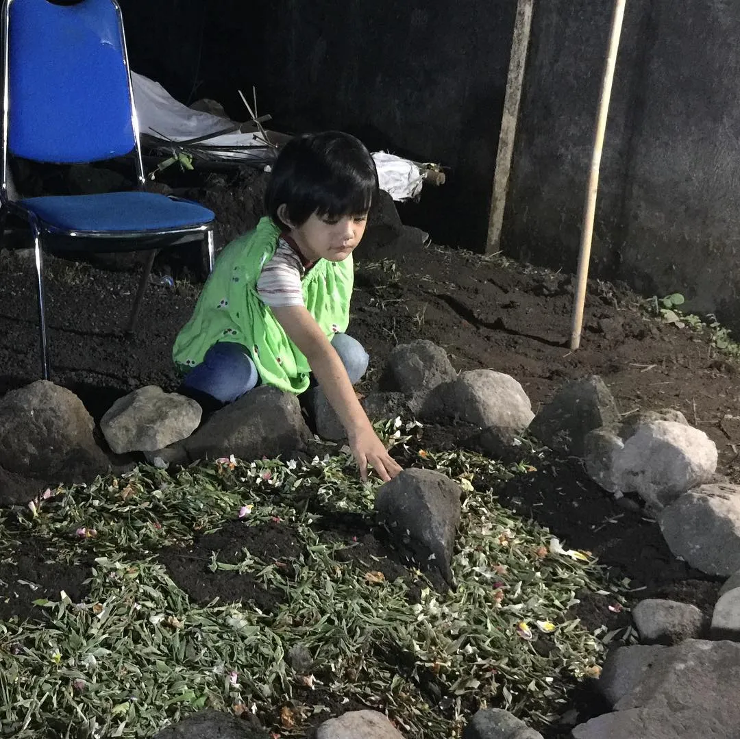 Hafuza, putra almarhum Herman Seventeen / Credit: Instagram - julianamoechtar