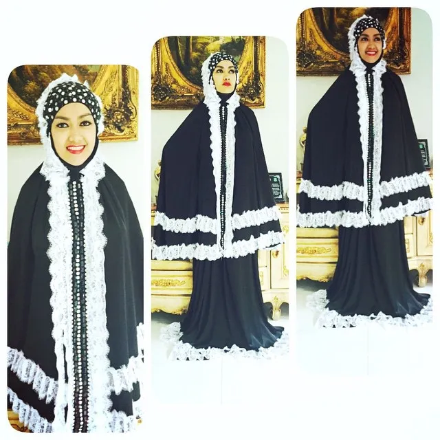 Jupe saingi mukena Syahrini / © Instagram