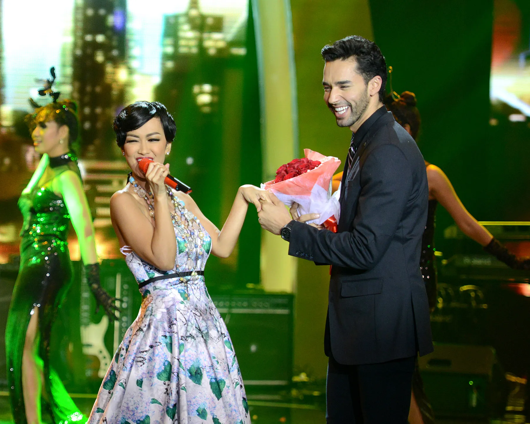 Julia Perez dijodohkan dengan ustad ©KapanLagi.com®/Bambang E Ros