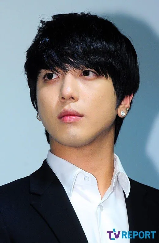 Jung Yong Hwa diperiksa kejaksaan atas dugaan insider trading © TV Report