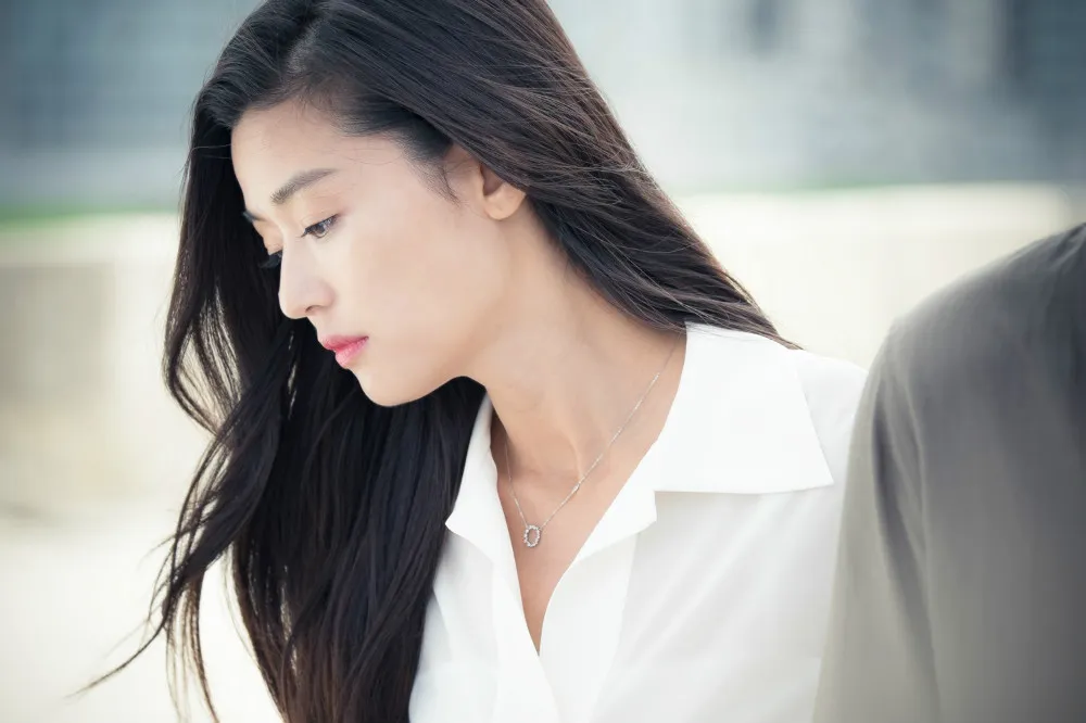 Jun Ji Hyun baru saja membeli properti di daerah Gangnam. ©SBS
