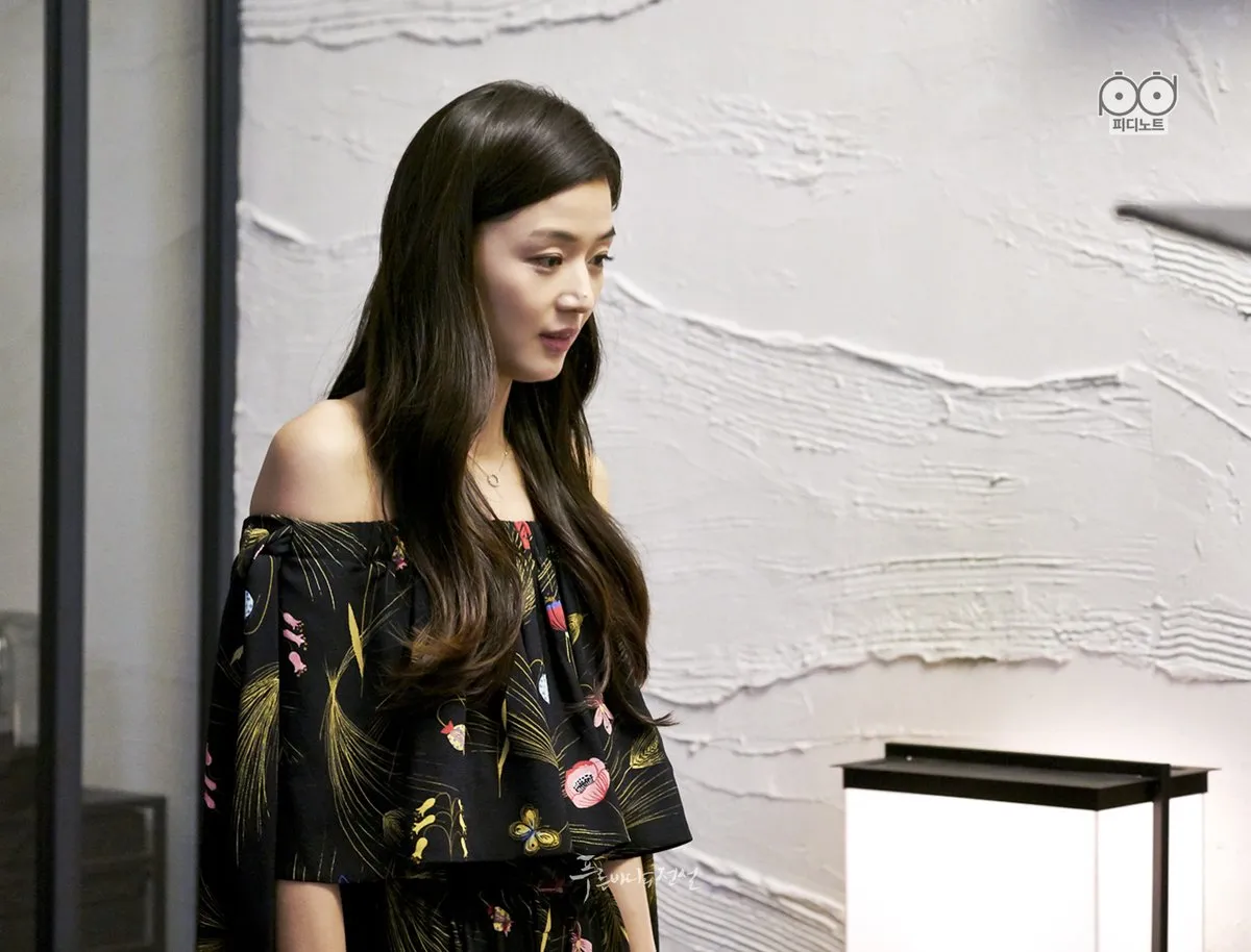 Jun Ji Hyun sedang menantikan kelahiran anak kedua. - SBS