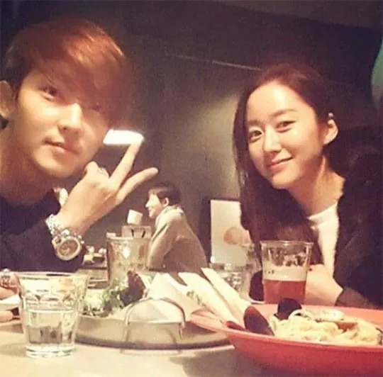 Sebuah sumber sempat menyebutkan melihat langsung Lee Jun Ki dan Jeon Hye Bin saat kencan. ©kpopherald.com