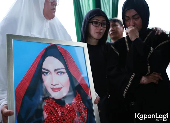 Julia Perez (credit : KapanLagi.com)