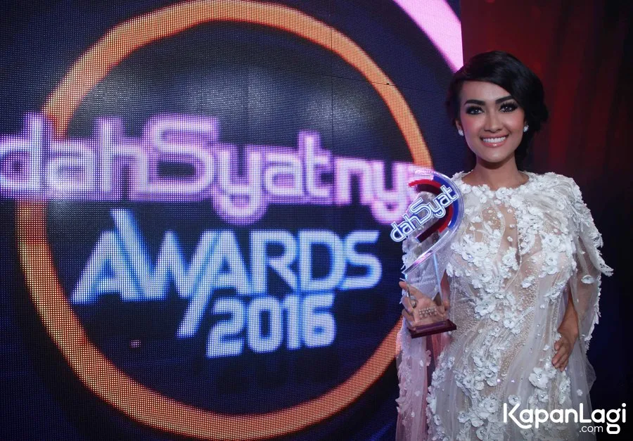 Jupe Dedikasikan Pialanya Kepada Alm. Olga © Kapanlagi