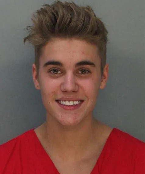 Justin Bieber @ eonline.com
