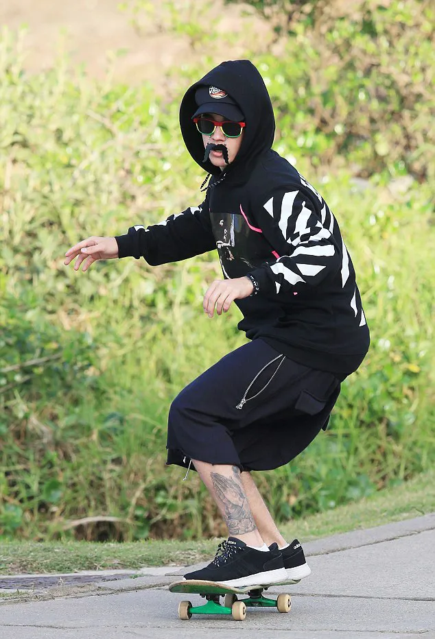 Yakin kamu masih bisa mengenali Justin? @ dailymail.co.uk