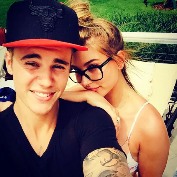 Kemesraan Justin dan Hailey menuai hujatan @ instagram.com/justinbieber