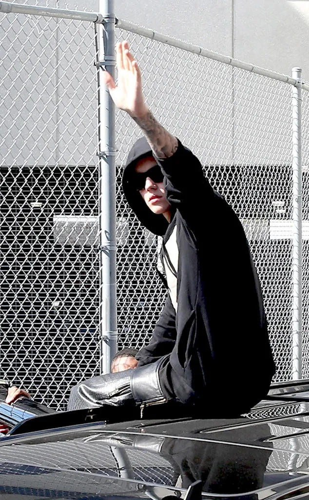 Justin Bieber tak lama setelah bebas dari penjara @ dailymail.co.uk