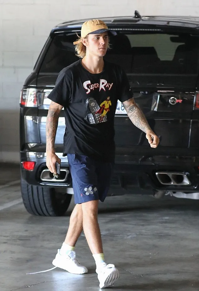 Justin kirim doa dan khawatir dengan kondisi Demi © BACKGRID via dailymail.co.uk