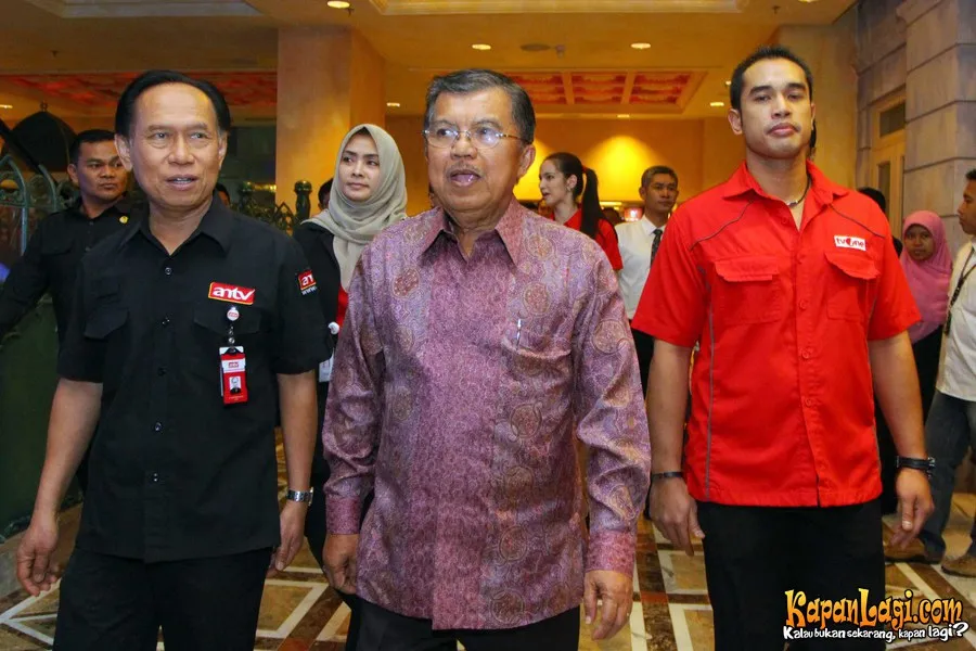 Jusuf Kalla masuk sebagai salah satu tim verifikasi.