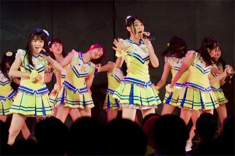 Aksi Tim K-III baru dalam Shonichi alias pertunjukan hari pertama di Theater JKT48, Kamis (7/12/2016) © KapanLagi.com/Djoko Poerwanto