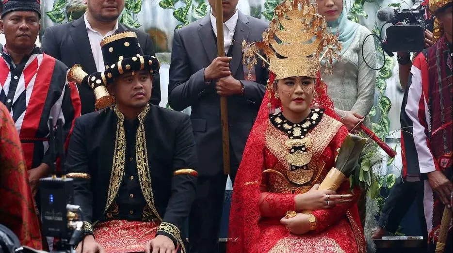 Kahiyang Ayu mendapatkan Marga bernama Siregar (credit: bintang.com/Deky Prayoga)