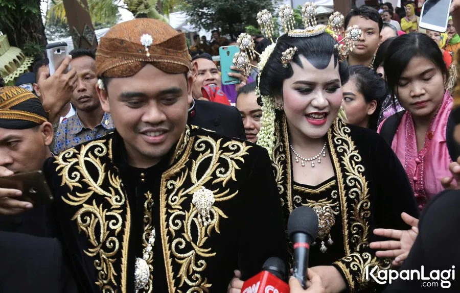 Pernikahan Kahiyang dan Bobby dihadiri banyak artis. ©KapanLagi.com/Bayu Herdianto