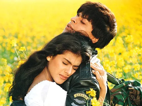 Kajol bantah bakal main film bareng Shahrukh Khan lagi. @emirates247.com