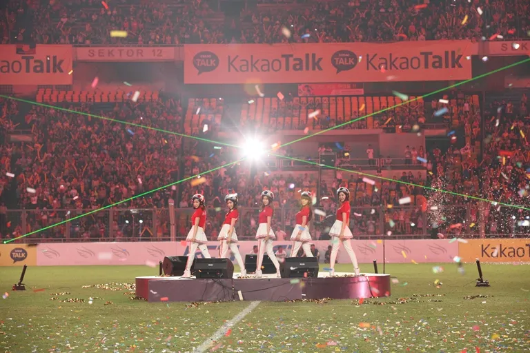 Aksi Crayon Pop di GBK, Jakarta hari Senin (2/6)petang foto: KakaoTalk