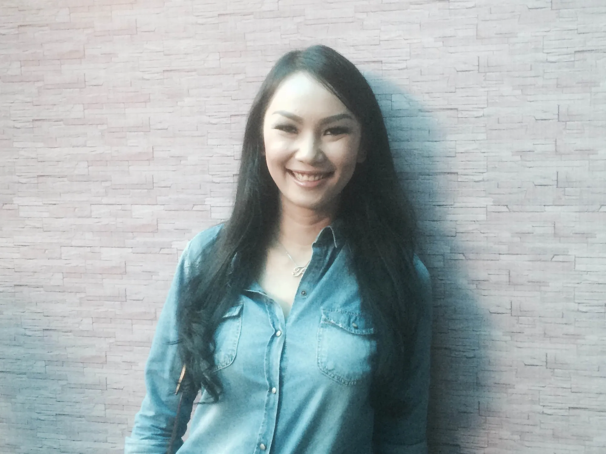 Pacar baru Kalina, pria yang bisa diajak ngobrol tentang 'masa depan cinta' mereka © KapanLagi.com/Abbas Aditya