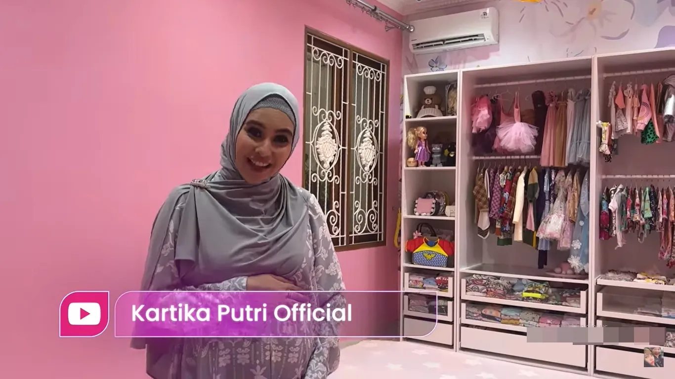 Nuansa Kamar Serba Pink
