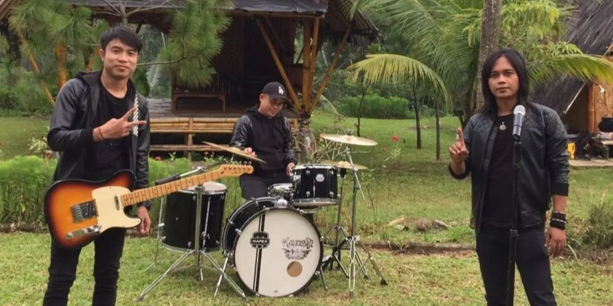 Kenangan Band - Kamboja