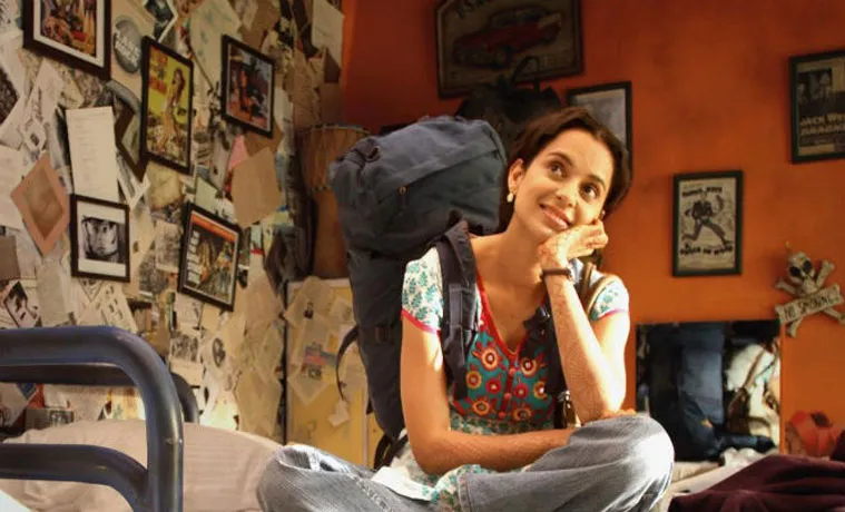 Kangana Ranaut dalam film 'QUEEN' @indianexpress.com