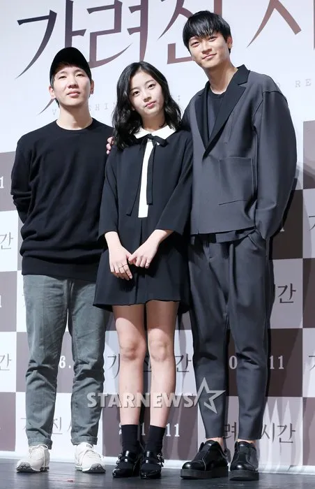 Kang Dong Won dengan berat badan 65 kg. ©Starnews