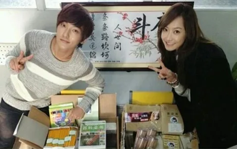 Kangta mengakui jika Victoria adalah tipe wanita idealnya. ©soompi.com