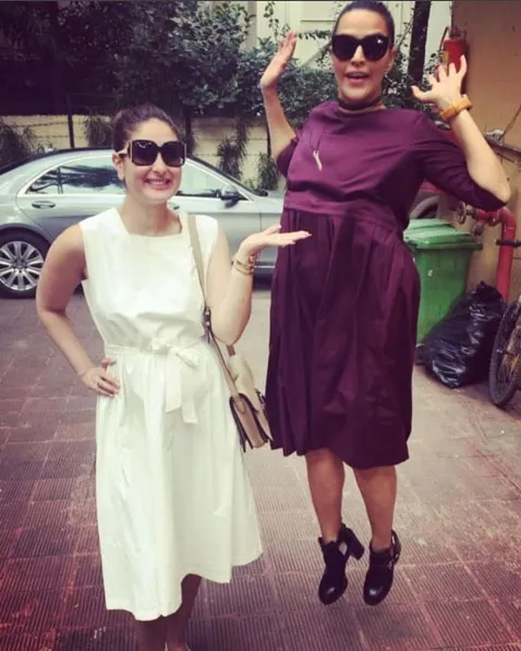 Kareena Kapoor makin cubby nggemsin & pamer baby bump. ©Instagram/nehadhupia