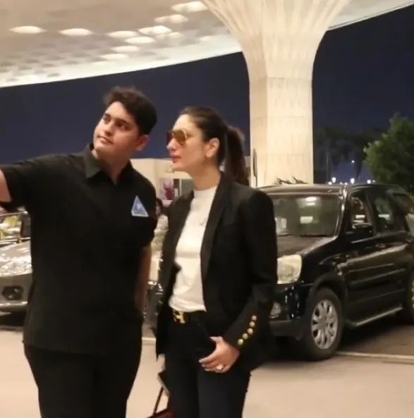 Lalu pria ini pun mengajak Kareena selfie ©instagram/manav.manglani