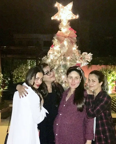 Kareena cantik walau tanpa make up ©instagram/kareenafc