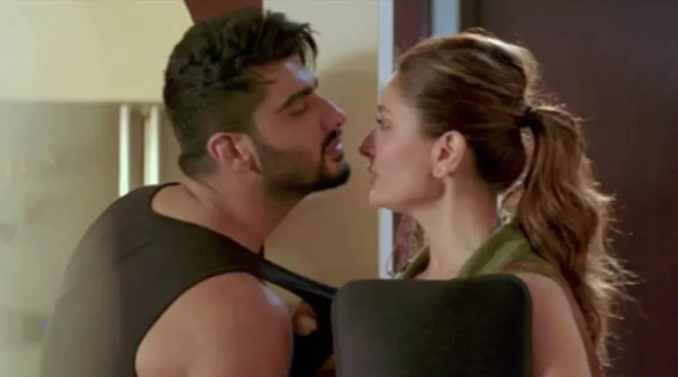 Kareena sebut Arjun pencium yang hebat © Indianexpress.com