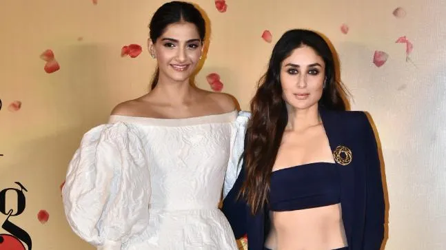 Kareena Kapoor dan Sonam Kapoor ketika peluncuran trailer VEERE DI WEDDING ©India Today