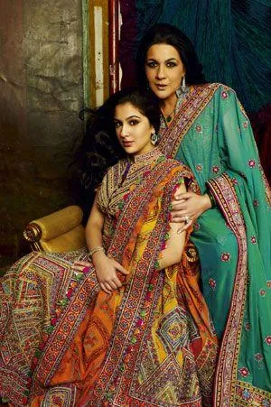 Amrita tak pernah membatasi kedekatan anaknya dengan Kareena ©pinkvilla