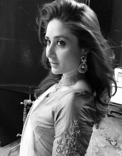 Selera fashion artis cantik Kareena Kapoor ternyata sederhana @pinkvilla.com