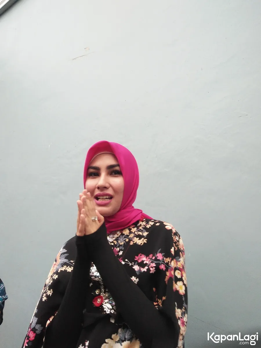 Kartika bantah tuduhan dirinya perusak rumah tangga orang lain © KapanLagi.com®/Nuzulur Rakhmah