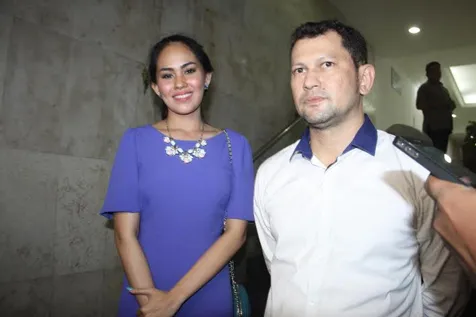 Kartika Putri bersama kuasa hukumnya Brian Paneda ©KapanLagi.com